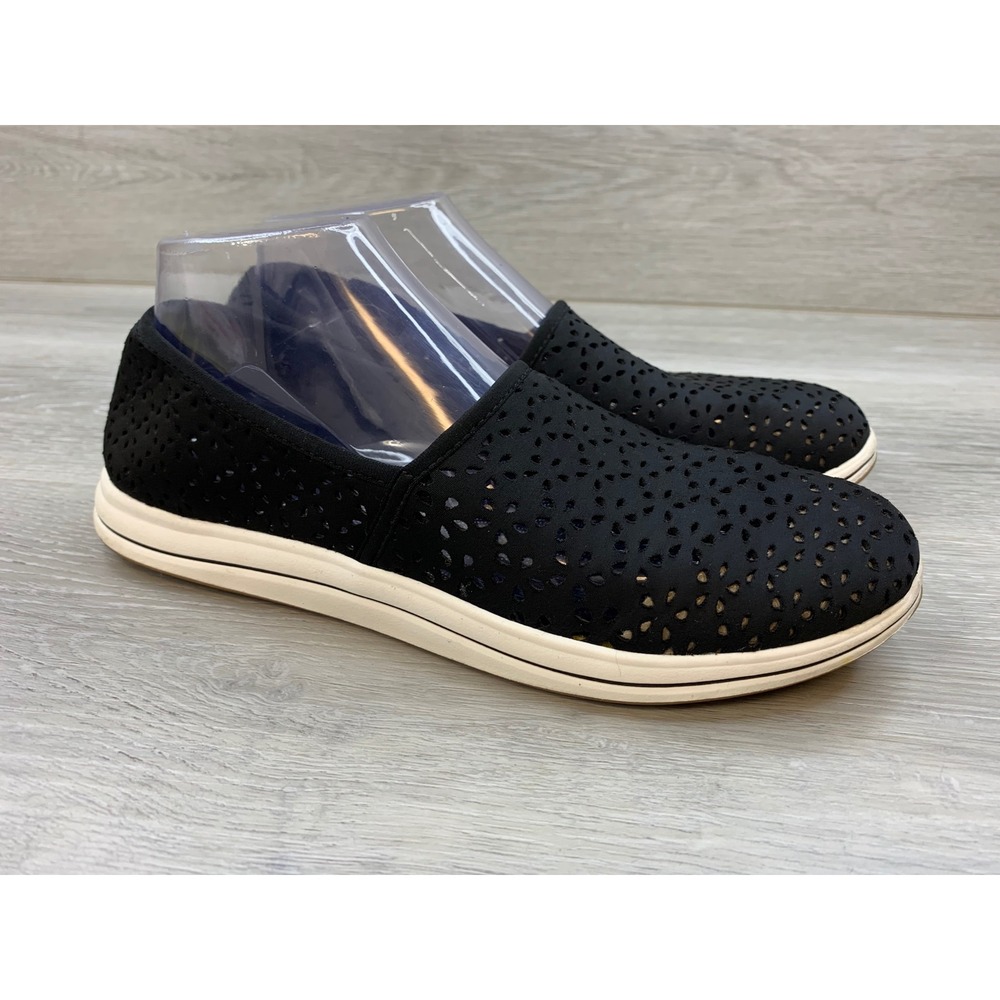Clarks Cloudsteppers Step Glow Lite Black Perforated Slip On Shoes Women's 9